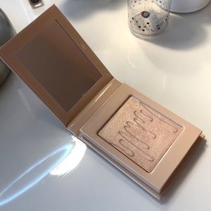 Kylie Highlighter